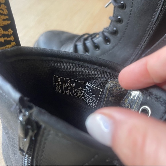 Black Dr. Martens Boots - Picture 5 of 7